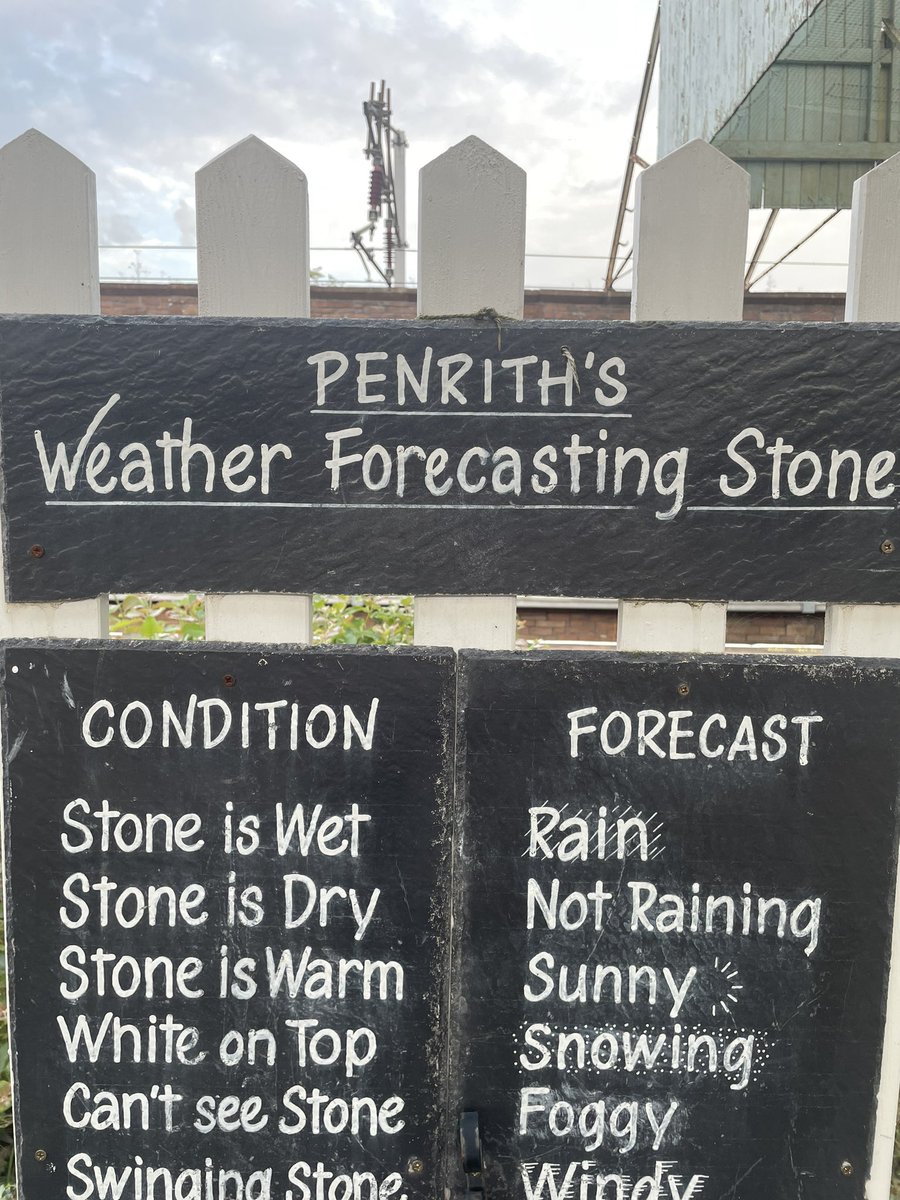 Enjoying being out and about visiting all the different @MyerscoughColl campuses! Off to Penrith today with @SueKeenanQTLA and @QA_Matters on the train.🚊 Helpful weather forecasting @AtPenrith station! #sustainable  @northernassist @AvantiWestCoast