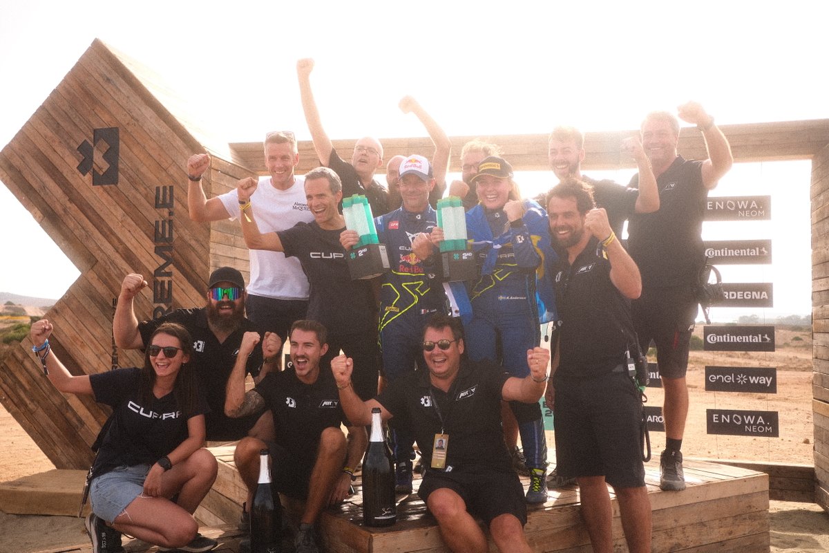 PwrGroup's tweet photo. Klara Andersson 🇸🇪 netted a double 🏆🏆 #ExtremeE podium in the #IslandXPrix 🇮🇹 together with rally legend Sebastien Loeb! ⚡ Read more: https://t.co/mEtOA8UygB

#TeamABTSportsline #CUPRA #UnstoppableImpulse #PWRGRP #PWRGroup #RaceforthePlanet #PWRManagement https://t.co/sk5ZVo0KIr