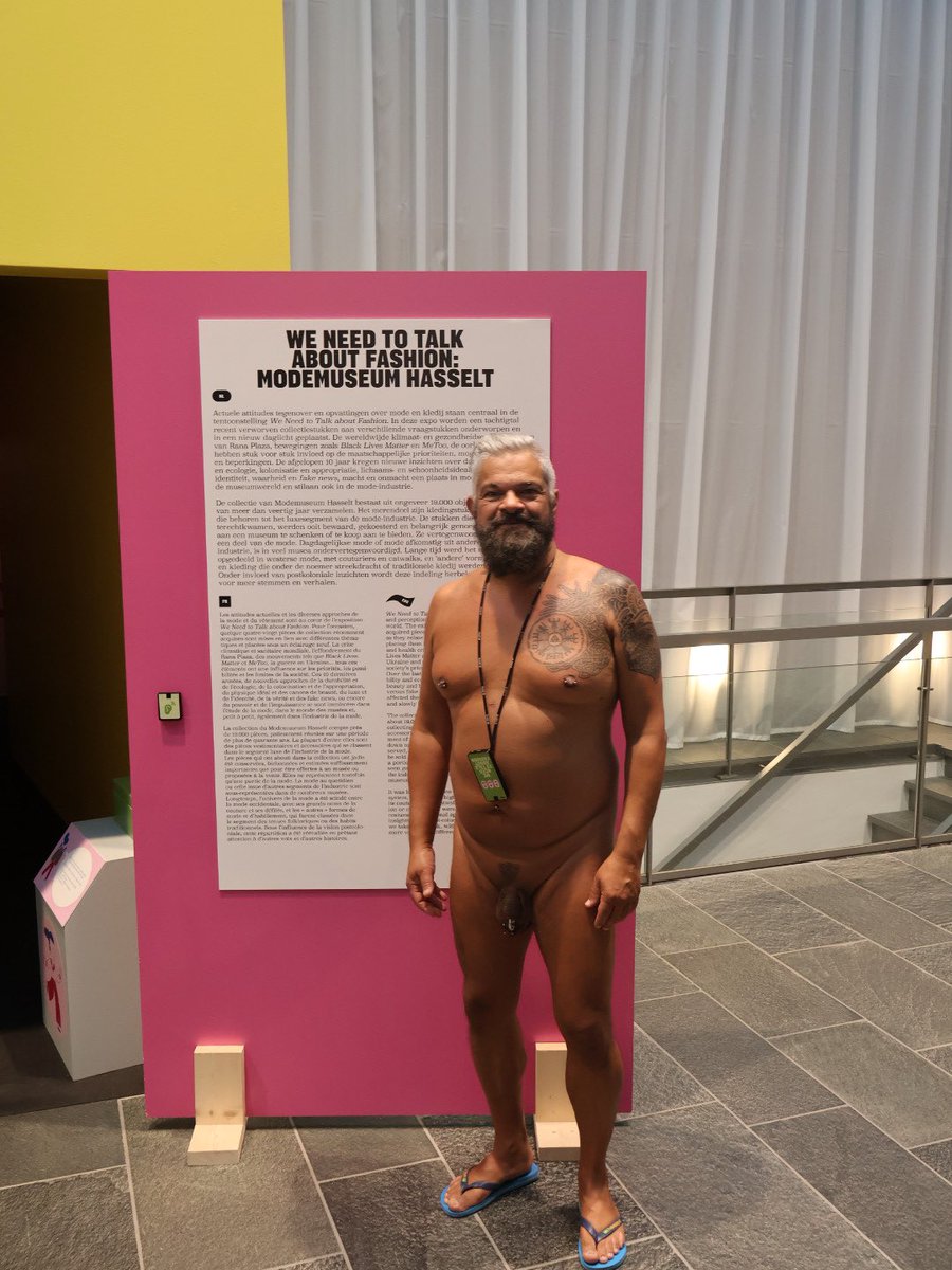 naked_hiker's tweet photo. Modemuseum Hasselt, Belgium
#nakedmuseum #nakedtour #naked #fkk #hasselt #modemuseum https://t.co/KiAJsAVCf8