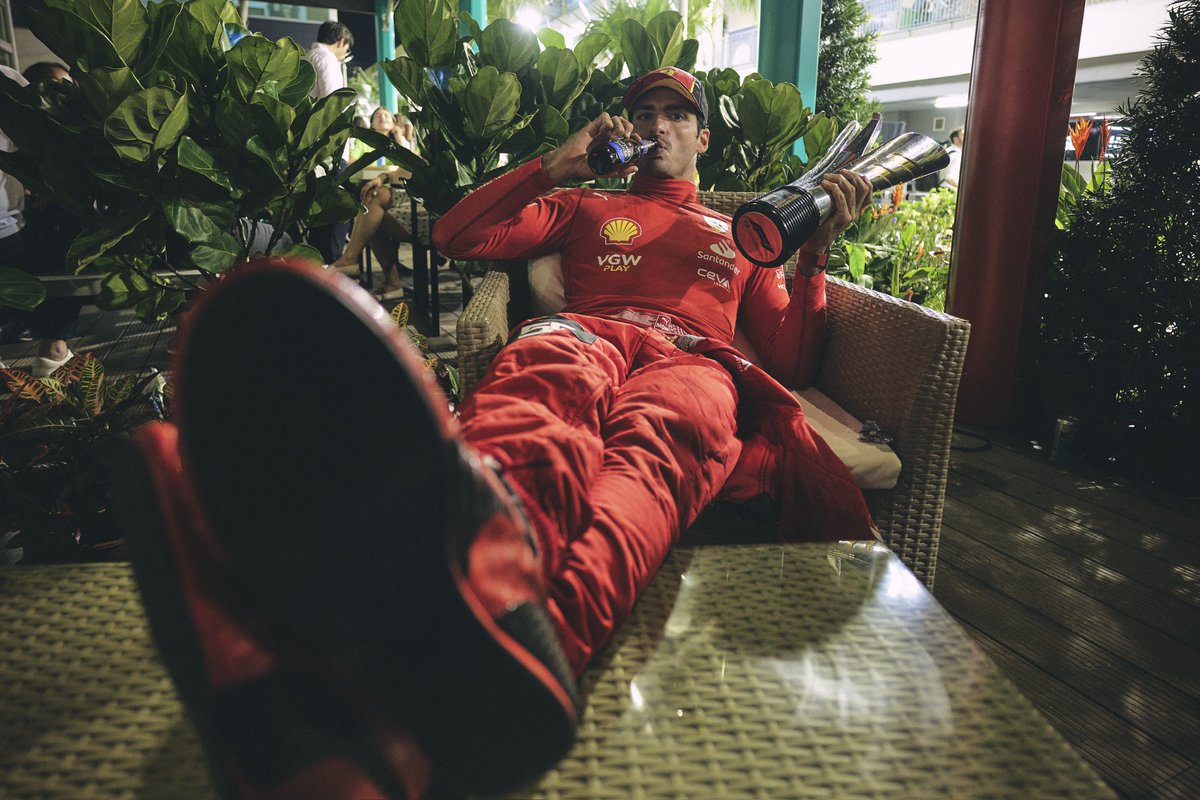 ScuderiaFerrari's tweet photo. Feelin’ fine today, how about you? 😎 https://t.co/Qj3U941Kdm