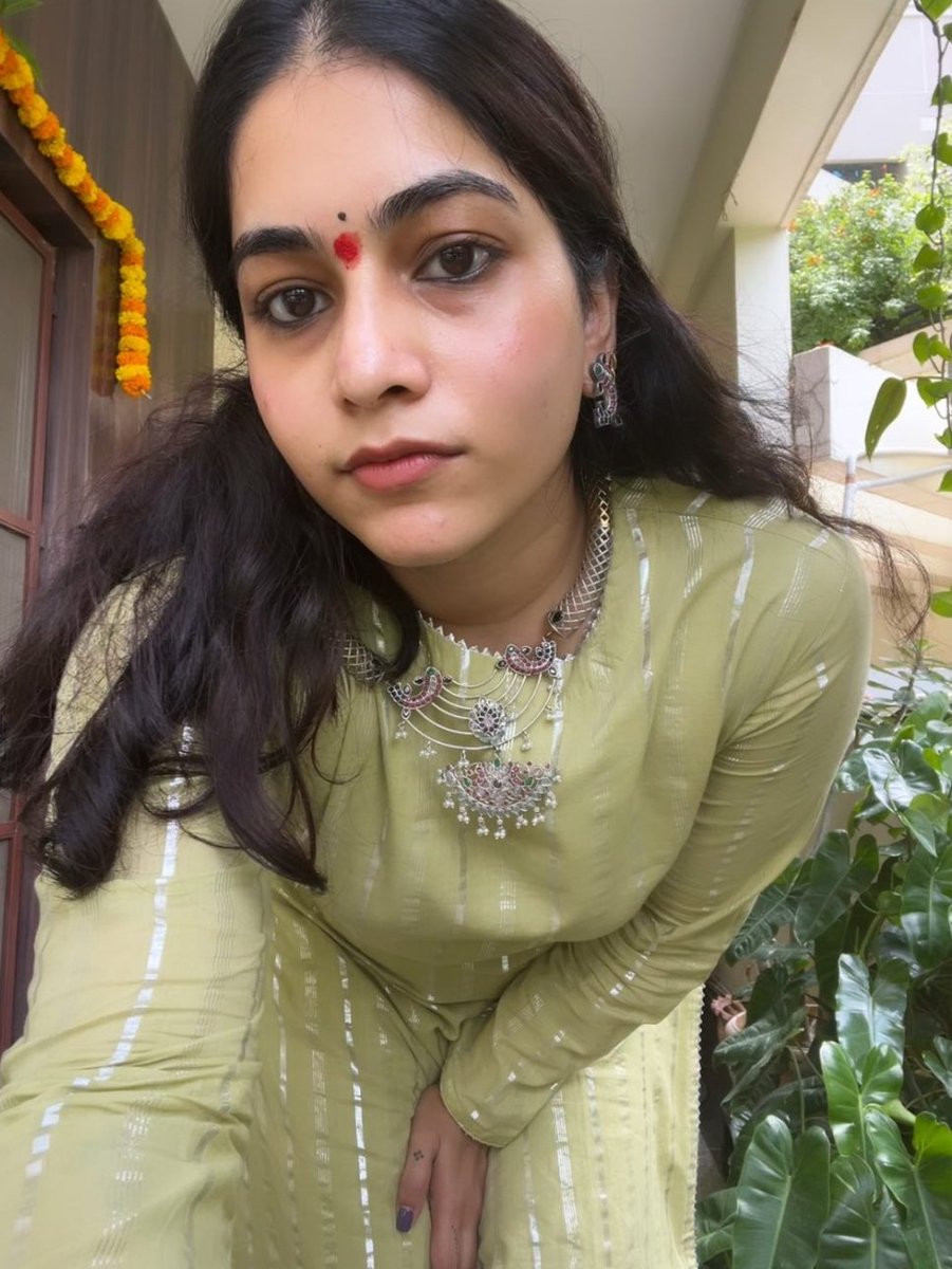 PunarnaviB's tweet photo. ఆ వినాయకుని ఆశీర్వాదాలు మీమీద ఎప్పుడూ ఉండాలని కోరుకుంటున్నాను. వినాయక చవితి శుభాకాంక్షలు. 🙏
#HappyGaneshChaturthi https://t.co/wXQJLxaDo8