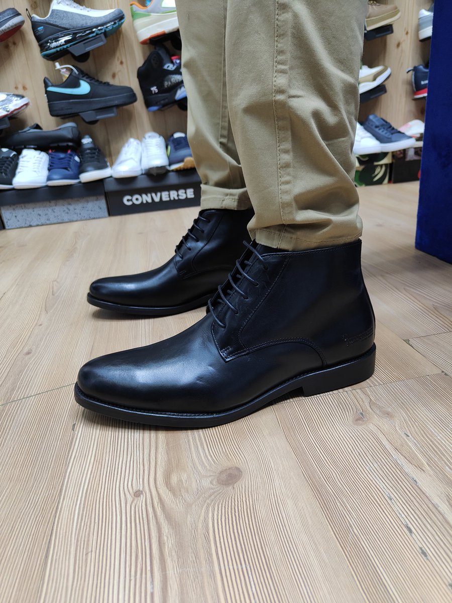 Smartrends254's tweet image. Item: Official Leather  Boots 
🔹Price:Ksh 5,499
🔹Contact: 0706329991📞
🔹Sizes: 39,40,41,42,43,44,45,46
🔹Hurry while stocks last
🔹Delivery charges apply outside Nairobi CBD
#shopforless