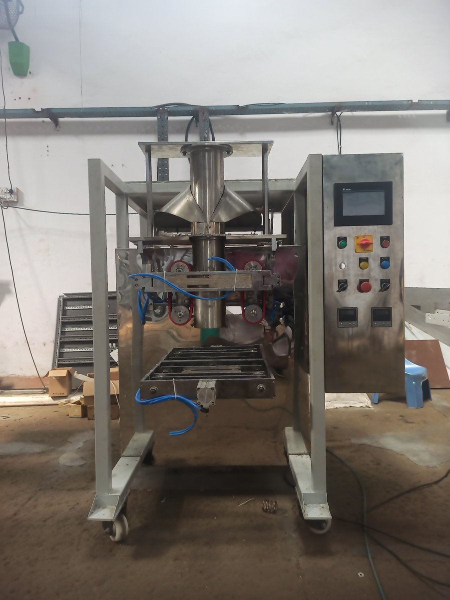 GlobalShrijeta's tweet image. This is Collar Type Bagger for making pillow pouches. It has SS body with SS Panel with 5 inches HMI Panel. Please contact us to buy SS Bagger Machine at The Best Price. @shrijeta #pouchpackagingmachine #baggermachine