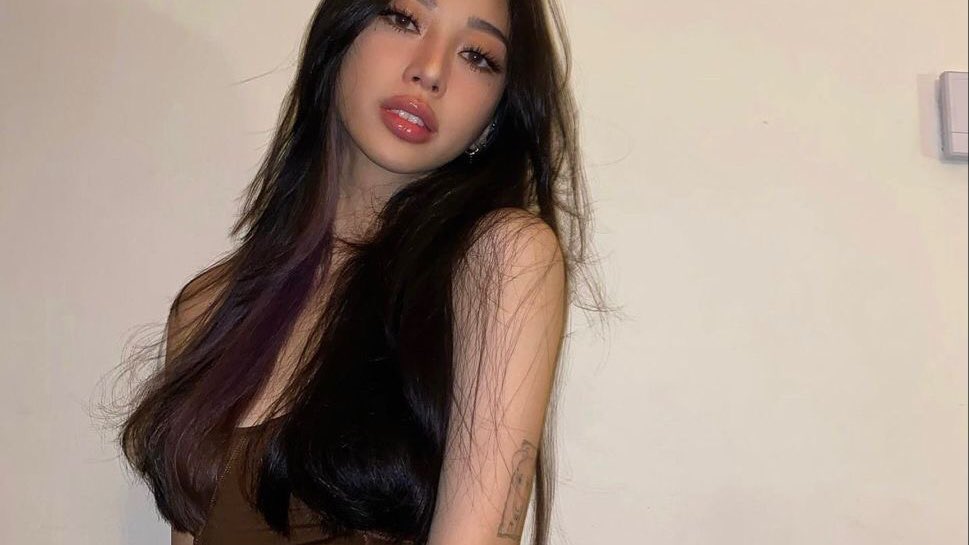 ً ً (@wharftlk) on Twitter photo 