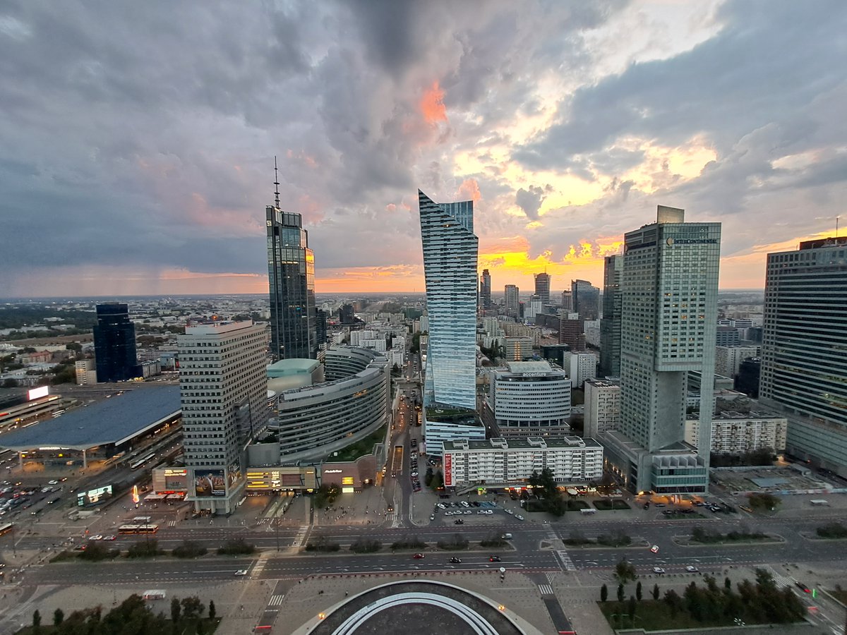 Virgil__Andrei's tweet photo. Back in Warsaw for the @europeanmrs Fall Meeting! Check out these talks and see you around!
19 Sep, 10:15 (231): #perovskite devices for solar fuel production
20 Sep, 14:05 (208): #thermoelectrics, multiple-pixel #BiOI devices & #floating leaves
#emrs @ChemCambridge @stjohnscam https://t.co/KKCndcgEO4