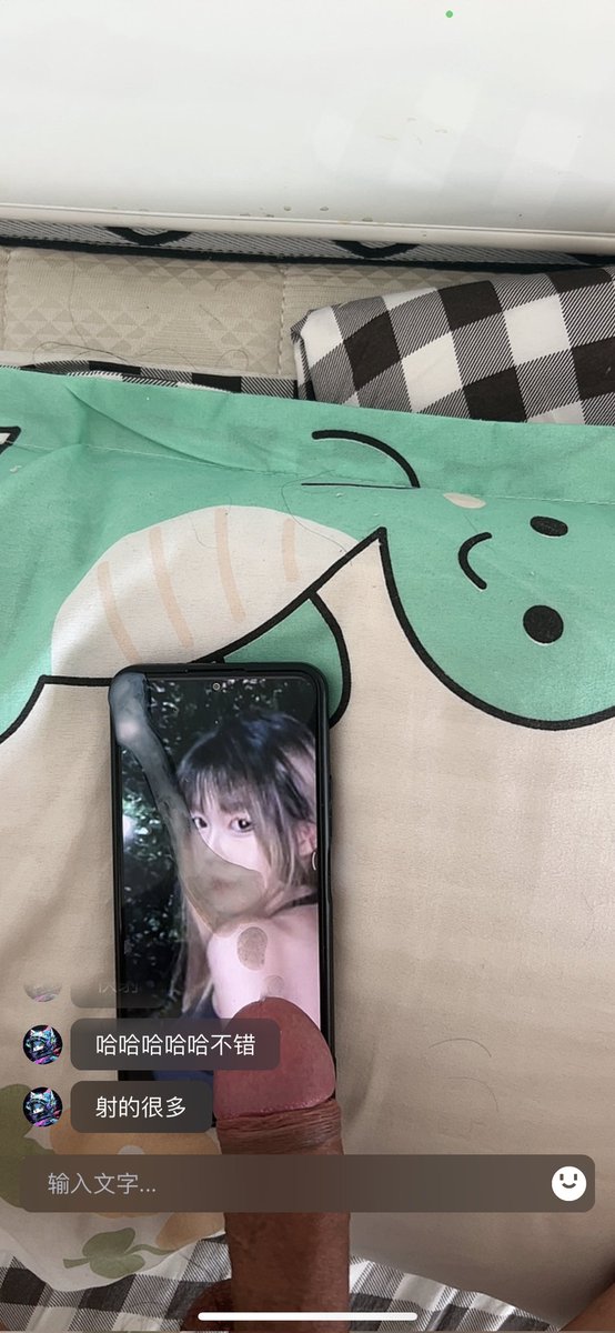ping_she78012's tweet photo. 男菩萨一直在线，想被射屏的姐姐点赞或者私信我，秒回，量大精浓 #射屏 #合照 #男菩萨 https://t.co/ufgrdClY2p
