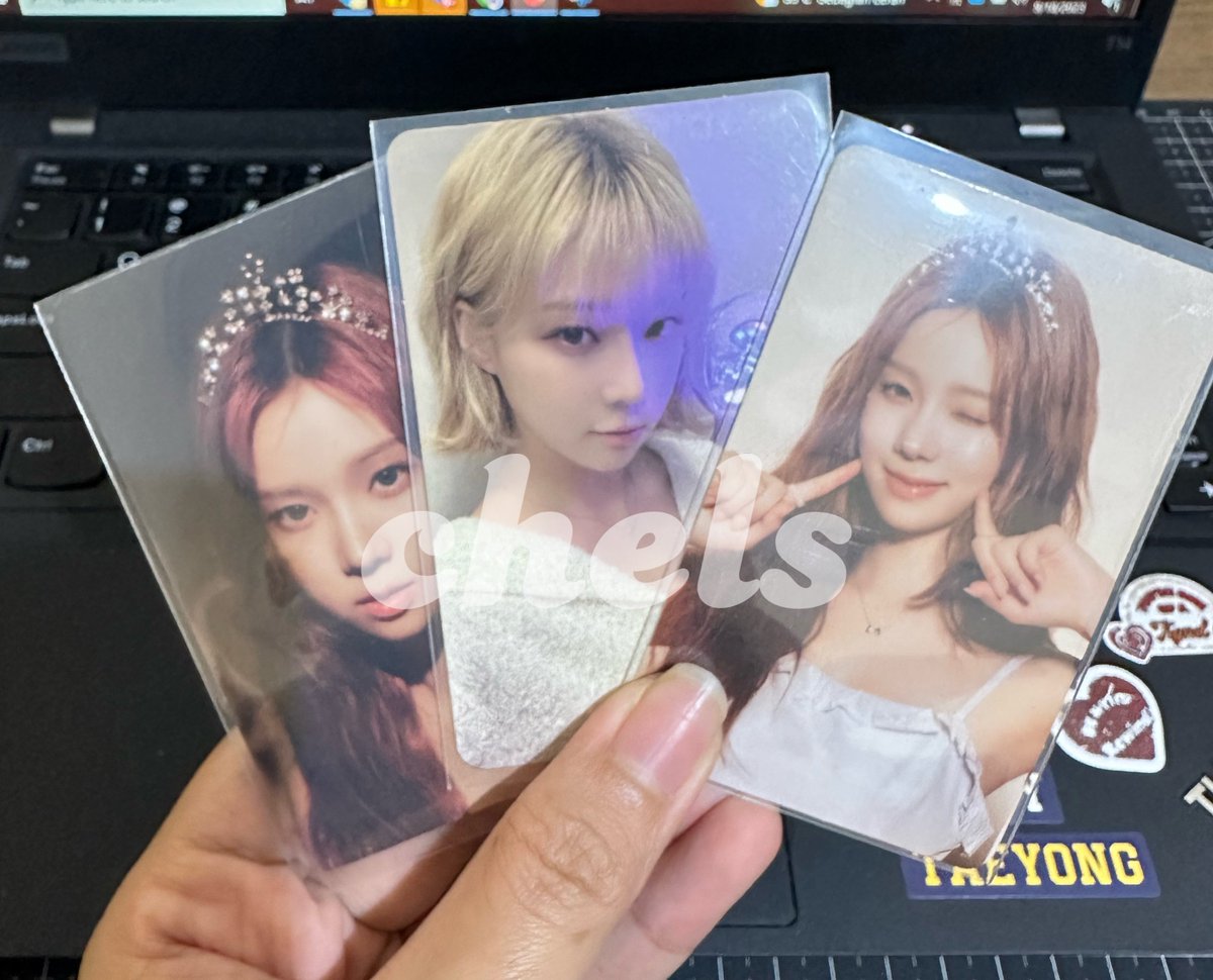 help rt.

wts/ want to sell

winter aespa 
take all only 55K

📍Jakarta, INA based
💌DM for claim
✅ packing + admin

t. wts lfb winter aespa season greetings lighstick benefit