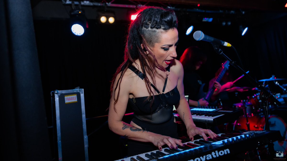 SnapshotByTay's tweet photo. 📸 @intothevein at the Bergy Bandroom Melbourne, on Saturday 16th September 2023

#photography #bands #music https://t.co/5MjCZQSRVq