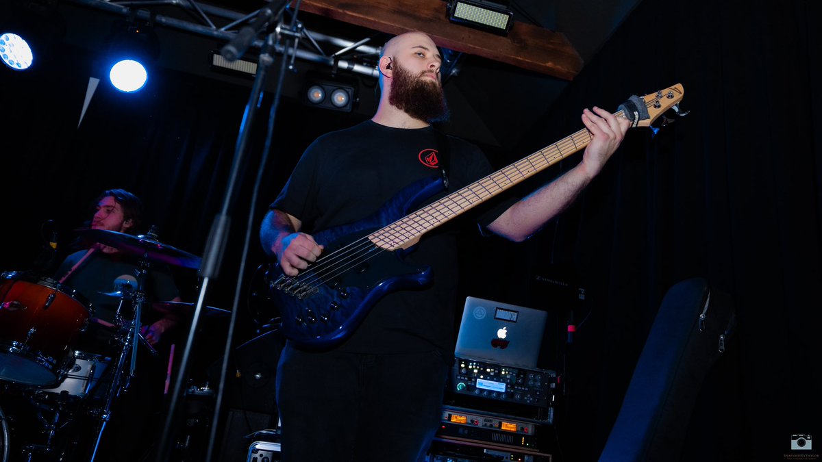 SnapshotByTay's tweet photo. 📸 @intothevein at the Bergy Bandroom Melbourne, on Saturday 16th September 2023

#photography #bands #music https://t.co/5MjCZQSRVq