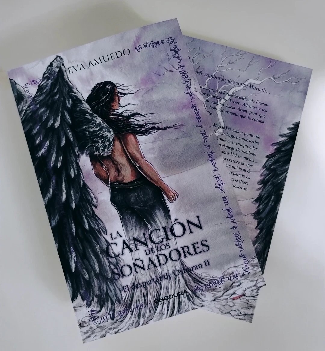 📢La canción de los soñadores de <a href="/Eva_Amuedo/">Eva Amuedo</a> llega hoy a las librerías 💜 Estamos deseando que acompañéis a Alhanna y a los dáricos en esta continuación de El despertar de Osharan🔥