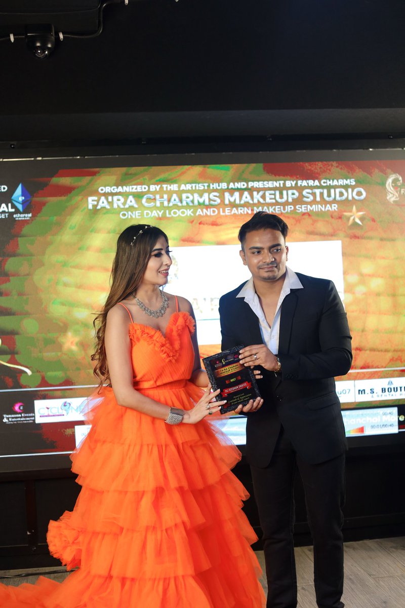 ⭐ Honoured by the Best Entertainer Anchor/Host Award from the hands of a very beautiful Bollywood Actress <a href="/rumasharmaa/">Ruma Sharma♕</a> cwhile hosting the gra nd luxurious fashion event in nagpur ✨ #rumasharma #mjzeeshan #celebrityanchor #Influencer
