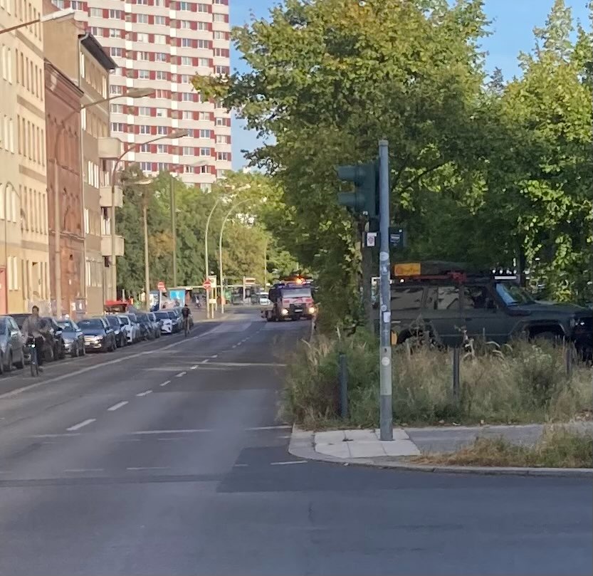 Kiezblock Friedenstraße tweet media