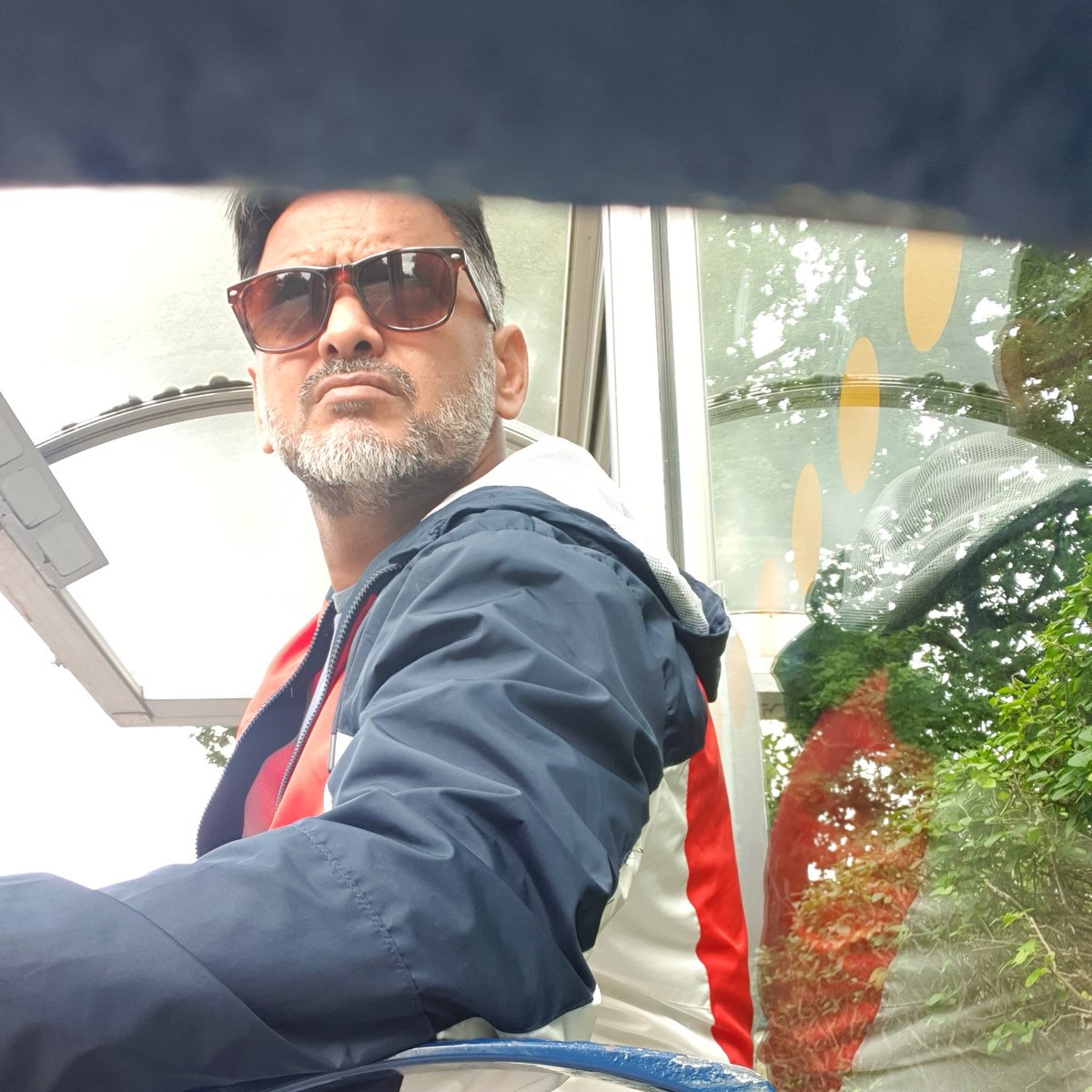 AlieeShaikh's tweet photo. #NewProfilePic https://t.co/IzOyrc7fdR