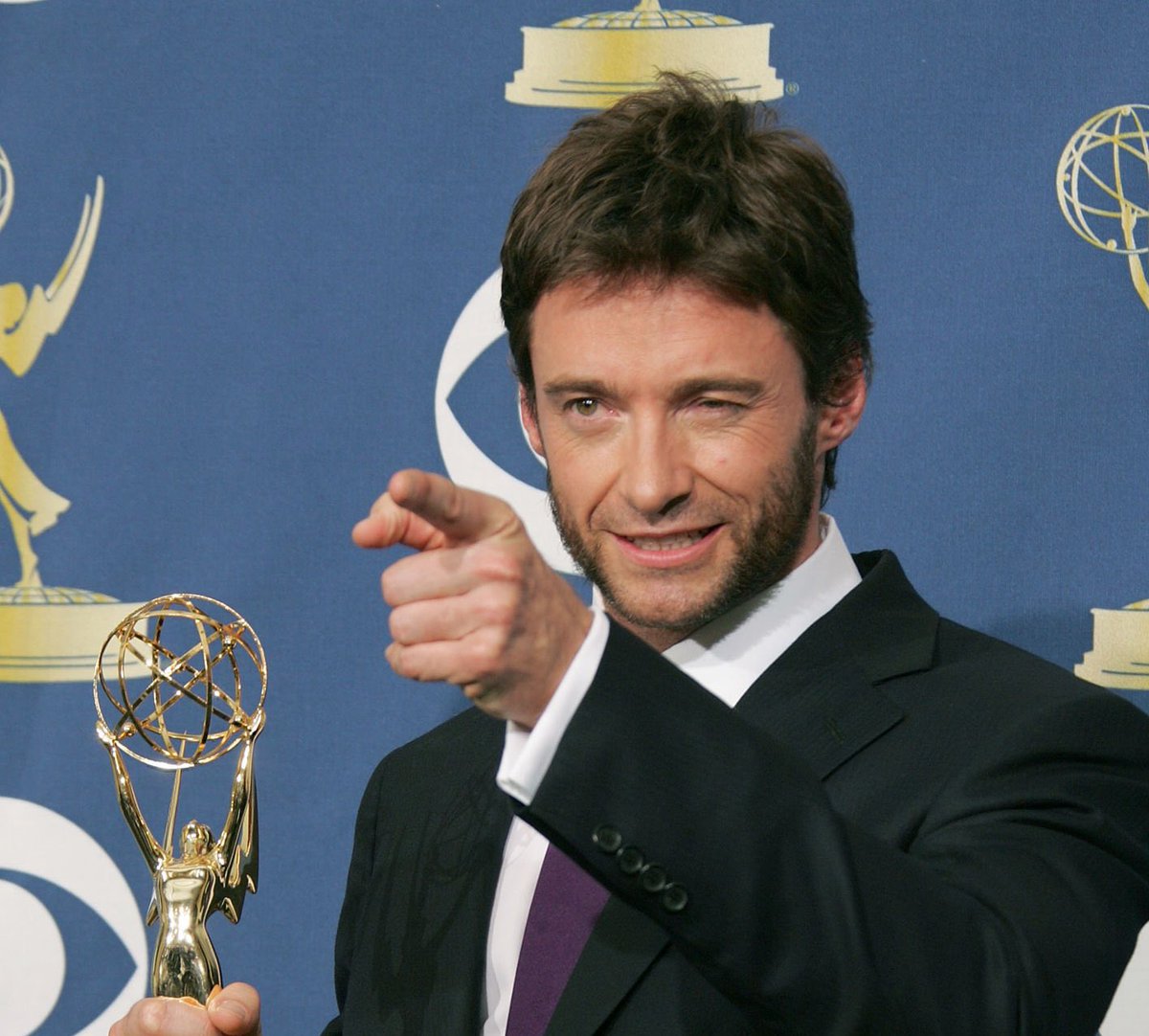 Throwing it back to 2005 when Hugh took home the Emmy for Outstanding Individual Performance in a Variety or Music Program for presenting the 58th annual Tony Awards! 🏆🎭 📸: Kevin Winter #HughJackman #EmmyAwards