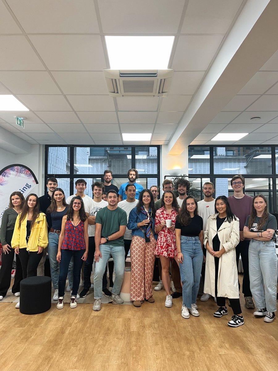 C'est la rentrée chez Smartrenting🚀
C'est avec une motivation débordante que l’équipe entame cette nouvelle rentrée. L'équipe est plus motivée que jamais à vous offrir LA solution parfaite pour sous-louer votre appartement pendant vos absences.💸#smarteam #smartrenting #startup