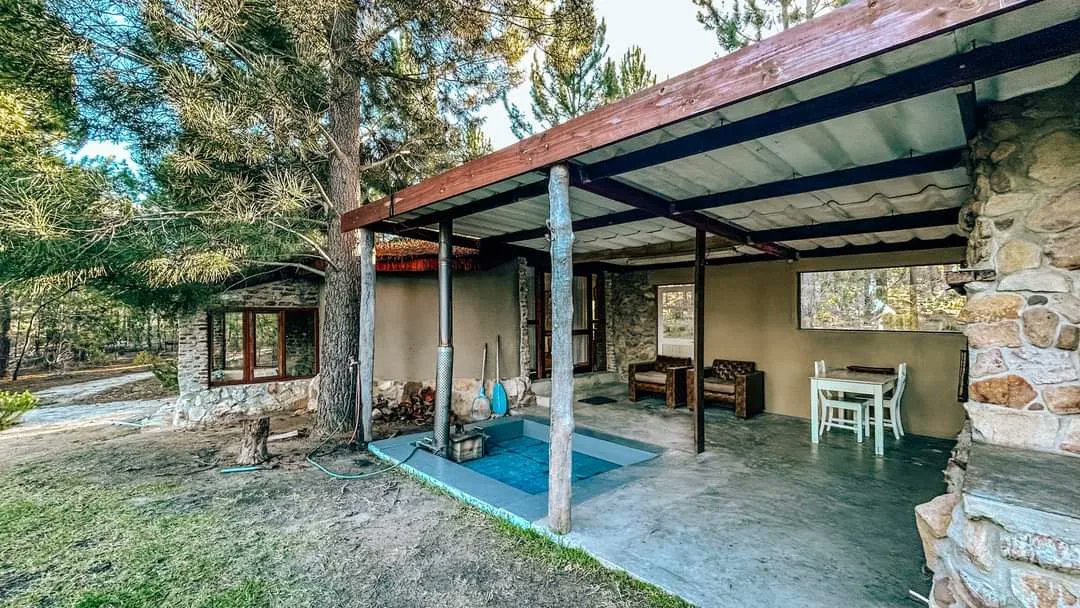 AvaniLodge's tweet photo. Perfect for two, our cosy unit offers a fully-equipped kitchenette, a wood fire hot tub, and a serene atmosphere. Unplug and unwind with us. https://t.co/2opQqBY02R
𝟮𝟮-𝟮𝟮 𝗢𝗰𝘁𝗼𝗯𝗲𝗿
𝟭𝟯-𝟭𝟵 𝗡𝗼𝘃𝗲𝗺𝗯𝗲𝗿
𝟴-𝟭𝟬 𝗗𝗲𝗰𝗲𝗺𝗯𝗲𝗿
#botriver #rustic #naturereserve https://t.co/Z5fcqy2qGS