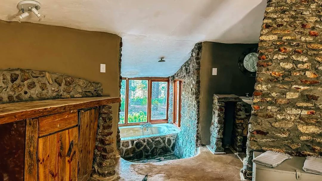AvaniLodge's tweet photo. Perfect for two, our cosy unit offers a fully-equipped kitchenette, a wood fire hot tub, and a serene atmosphere. Unplug and unwind with us. https://t.co/2opQqBY02R
𝟮𝟮-𝟮𝟮 𝗢𝗰𝘁𝗼𝗯𝗲𝗿
𝟭𝟯-𝟭𝟵 𝗡𝗼𝘃𝗲𝗺𝗯𝗲𝗿
𝟴-𝟭𝟬 𝗗𝗲𝗰𝗲𝗺𝗯𝗲𝗿
#botriver #rustic #naturereserve https://t.co/Z5fcqy2qGS
