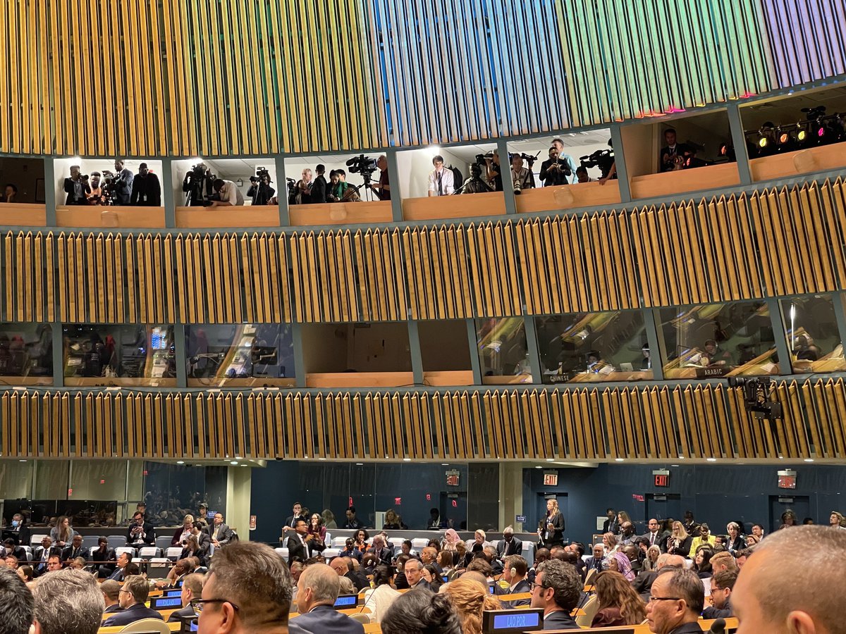 Тогтвортой хөгжлийн зорилтуудын төлөөх улс төрийн дээд түвшний чуулга уулзалт НҮБ-ын Төв байрнаа Ерөнхий ассемблейн танхимд эхэллээ. НҮБ-ын Ерөнхий нарийн бичгийн дарга Антонио Гутеррес:”…Тогтвортой хөгжлийн зорилтуудын биелэлт 15%-тай байна. Олон үзүүлэлтээр урагшаа биш хойшоо