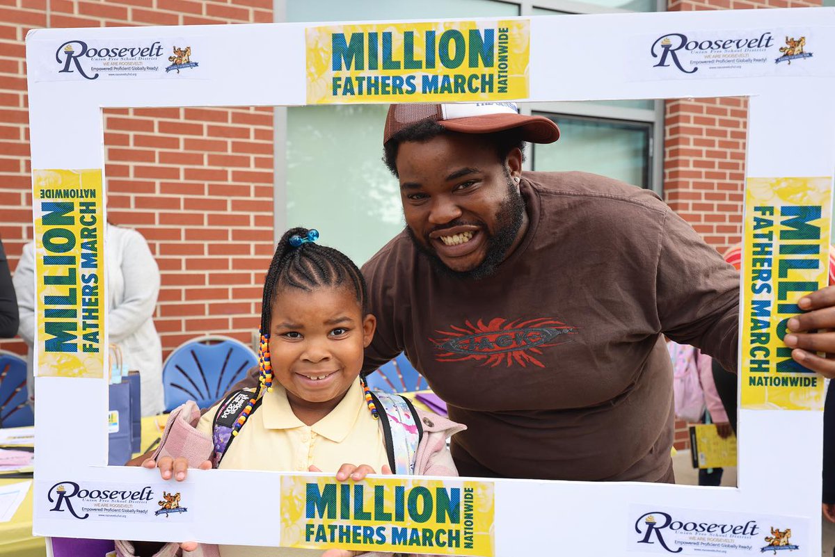 Fathersincorp's tweet image. 🌟 What an INCREDIBLE #MFM2023 day! Your presence and engagement have left an indelible mark on our children&apos;s lives. THANK YOU for making it so special! 🙏🌟

#MillionFathersMarch #ThePowerOfPresence 💪🎉✨