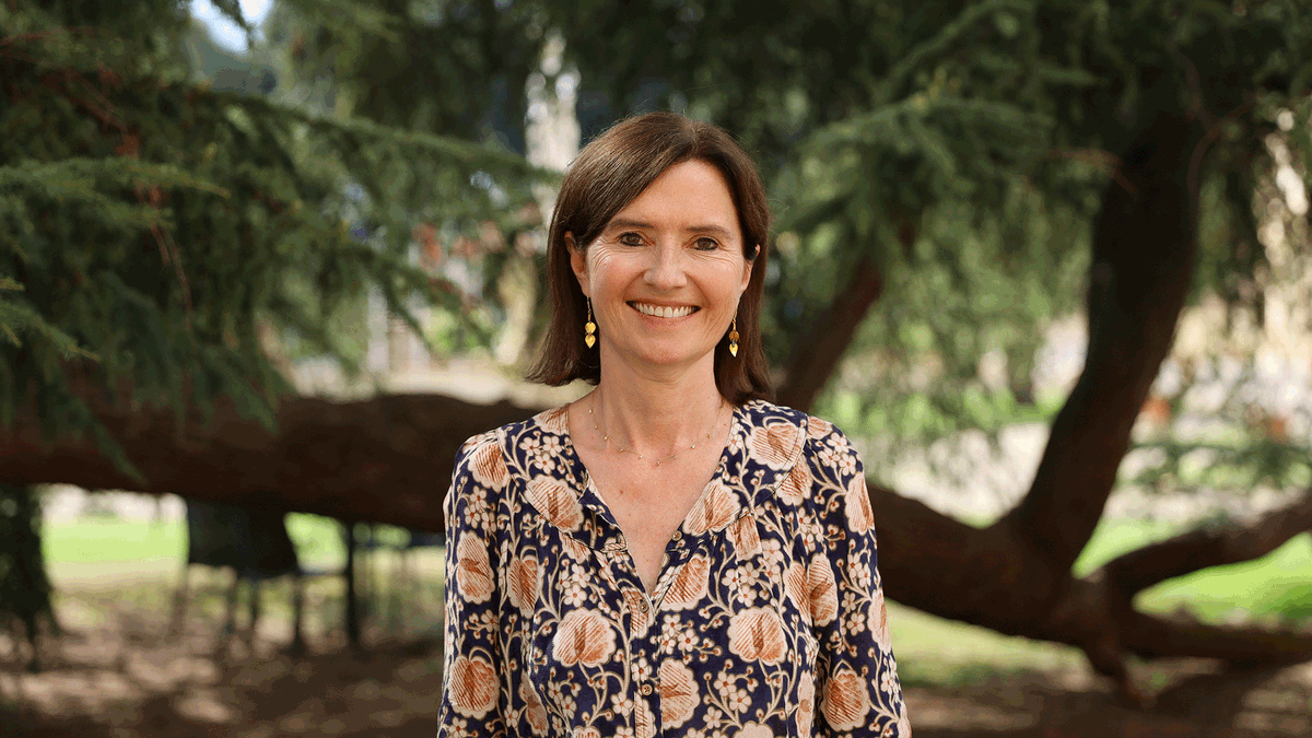 A warm welcome to Professor Gráinne de Búrca, who has joined the <a href="/eui_law/">EUI Law Department</a> Department! 👏

In an interview, the expert on #EU law and #humanrights describes her scholarship to date and what attracts her to working at the EUI.

📃 Check it out: loom.ly/C58hxL8