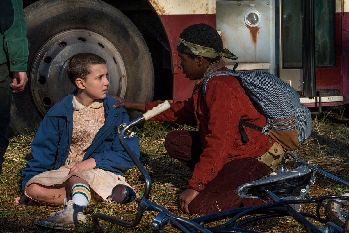 vignesh39621's tweet photo. Stranger things ( 2016 )

#StrangerThings  #milliebobbybrown https://t.co/2h2yNlYHZU