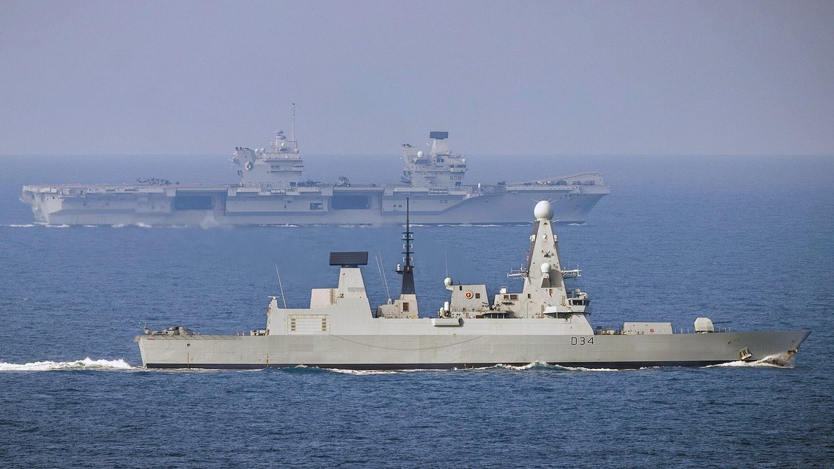 NavyLookout's tweet photo. .@hmsdiamond escorts @HMSQNLZ in the North Sea during air exercise Cobra Warrior 23-2 which is currently underway.
#CSG23 https://t.co/YrSGoUM6KY