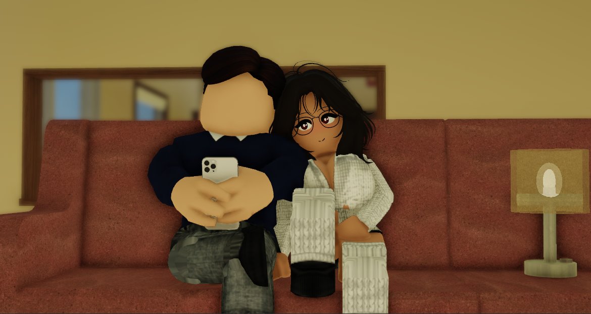 Oh_TheMissouri's tweet photo. 'Giliw' ❤️‍🔥
i wasn't feeling making rr34 so 🦍
#robloxporn #rr34 https://t.co/1vp2jwIU8Y