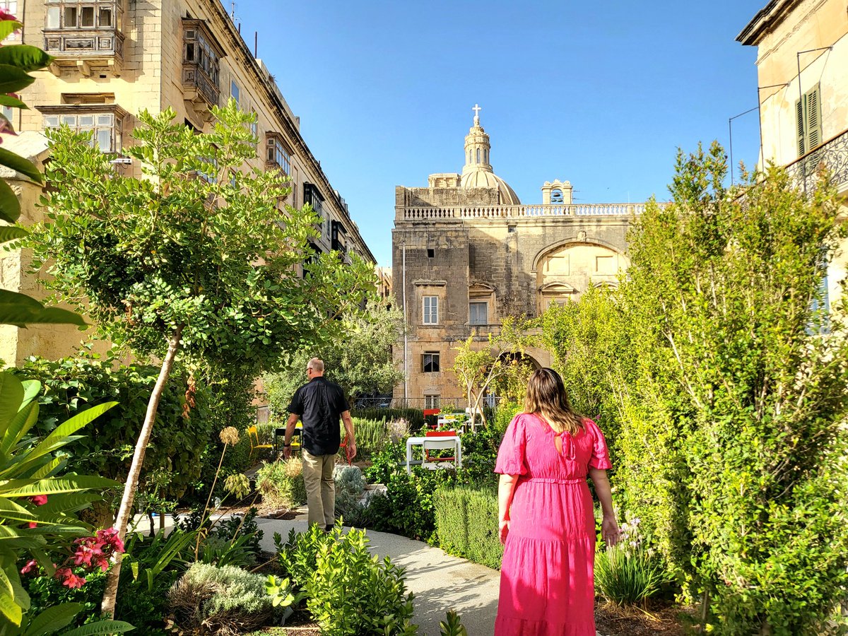 deepa_sena's tweet photo. The Valletta Design Cluster is a lovely venue for the @MAMBO_EU project AGM and includes a gorgeous roof garden! Thank you @mariobalzan &amp; @ecostacking for organising the meeting at such a beautiful venue. #workperks #ecologistlife https://t.co/qBdxN1pRZa