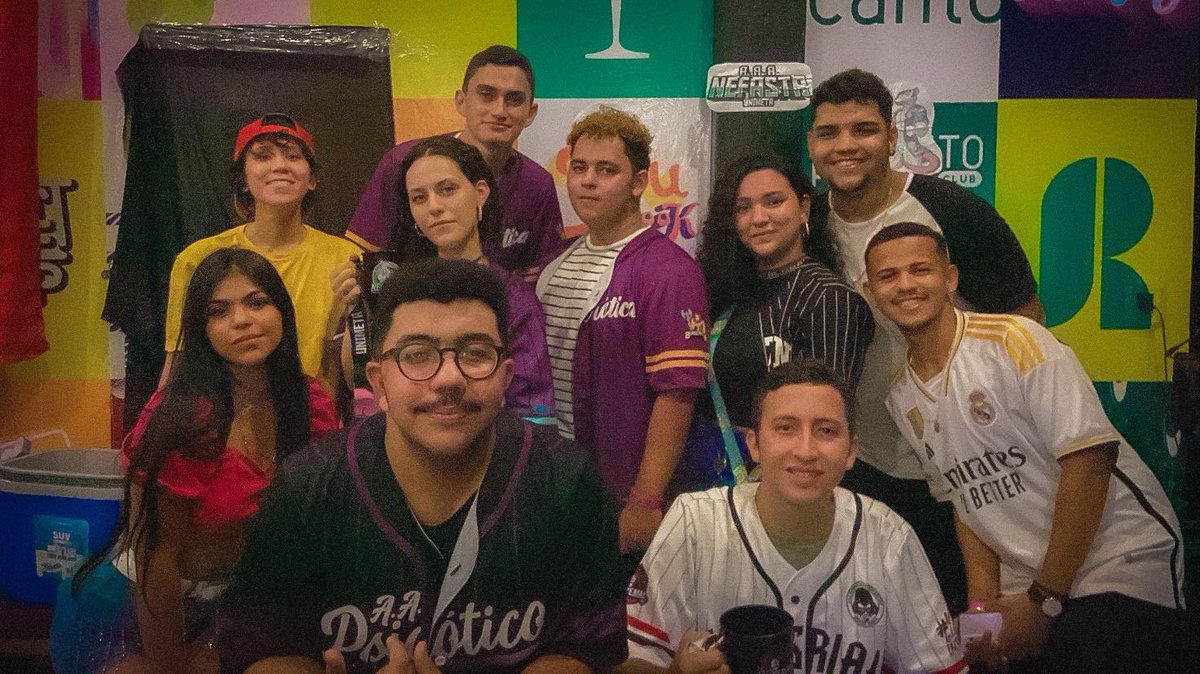 A primeira interação das atléticas do U.A.U. aconteceu no <a href="/recantoac/">#Recanter 🌈</a> . Só temos o que agradecer por essa baladinha incrível que foi. Criamos um laço de amizade com todas, rimos, cantamos, dançamos em parceria. Que venham mais e mais por aí.