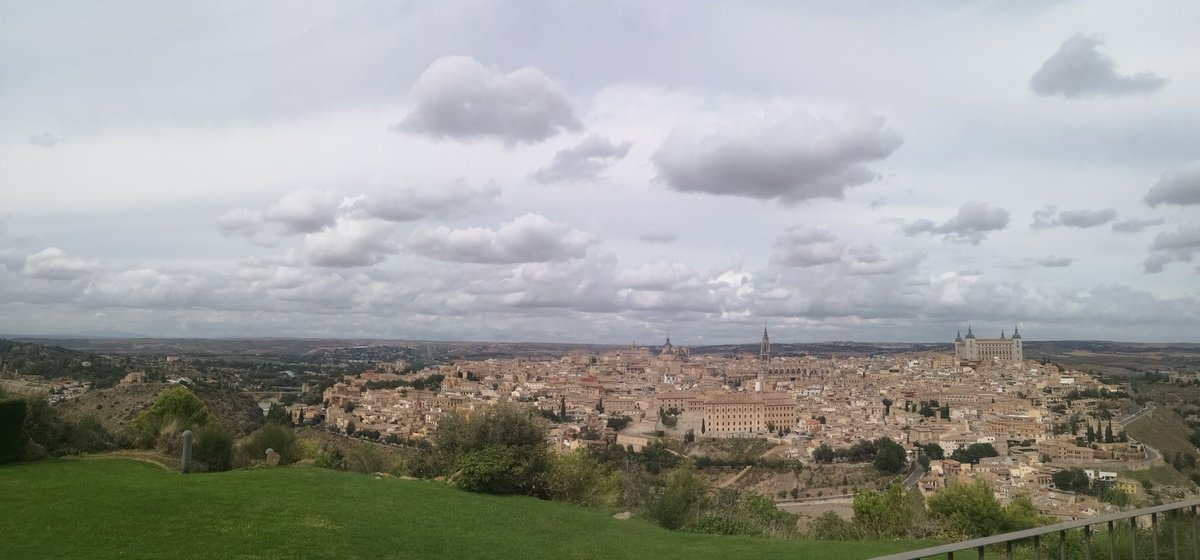 Patrimon_Toledo's tweet photo. Las visitas desde el Parador Nacional de Turismo #CondedeOrgaz son privilegiadas y únicas. Dusfruta de #Toledo Estaremos encantados de guiarte.😉 @Patrimon_Toledo
📱647621018 https://t.co/XmCrvYul4V