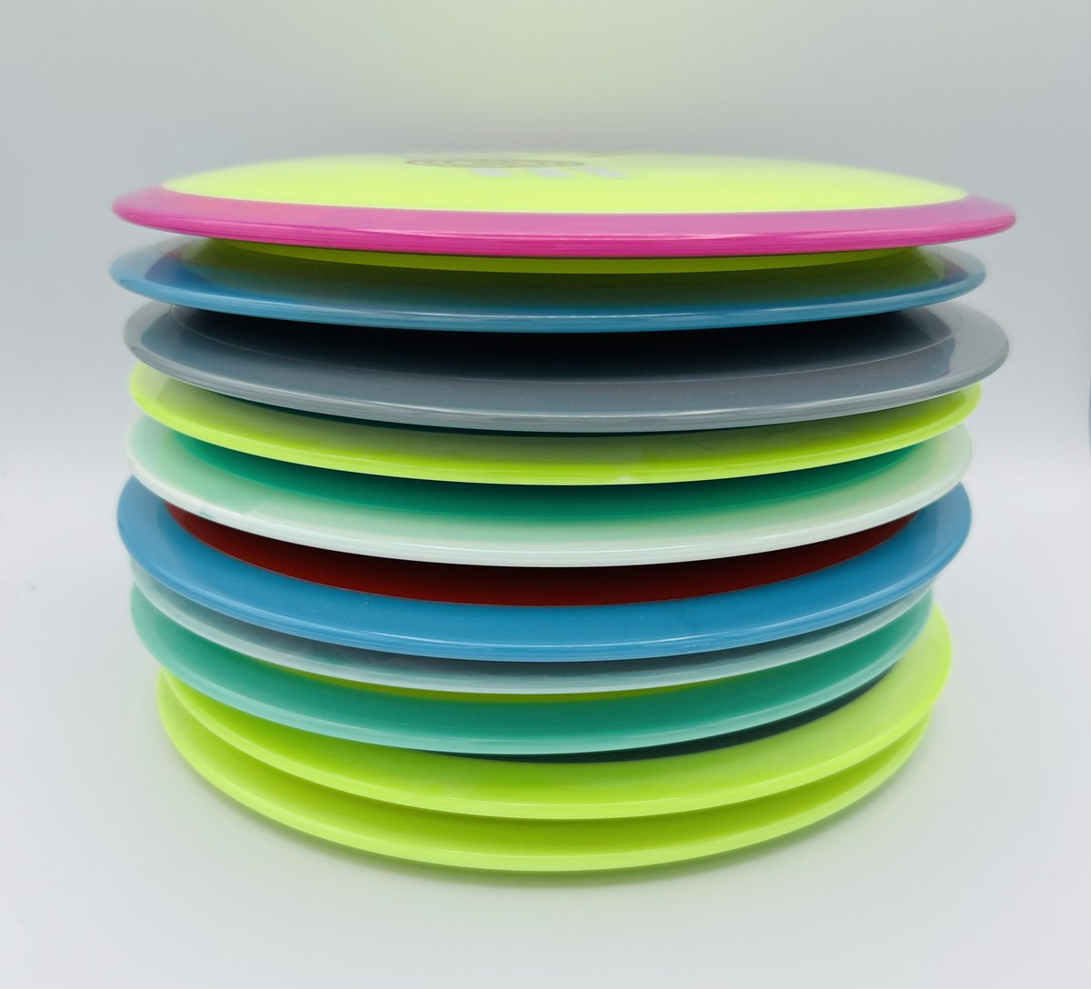 SlipperySaucers's tweet photo. Who’s ready for the September 20th? #timelapse #mvpdiscs https://t.co/6lDjxsu0wJ