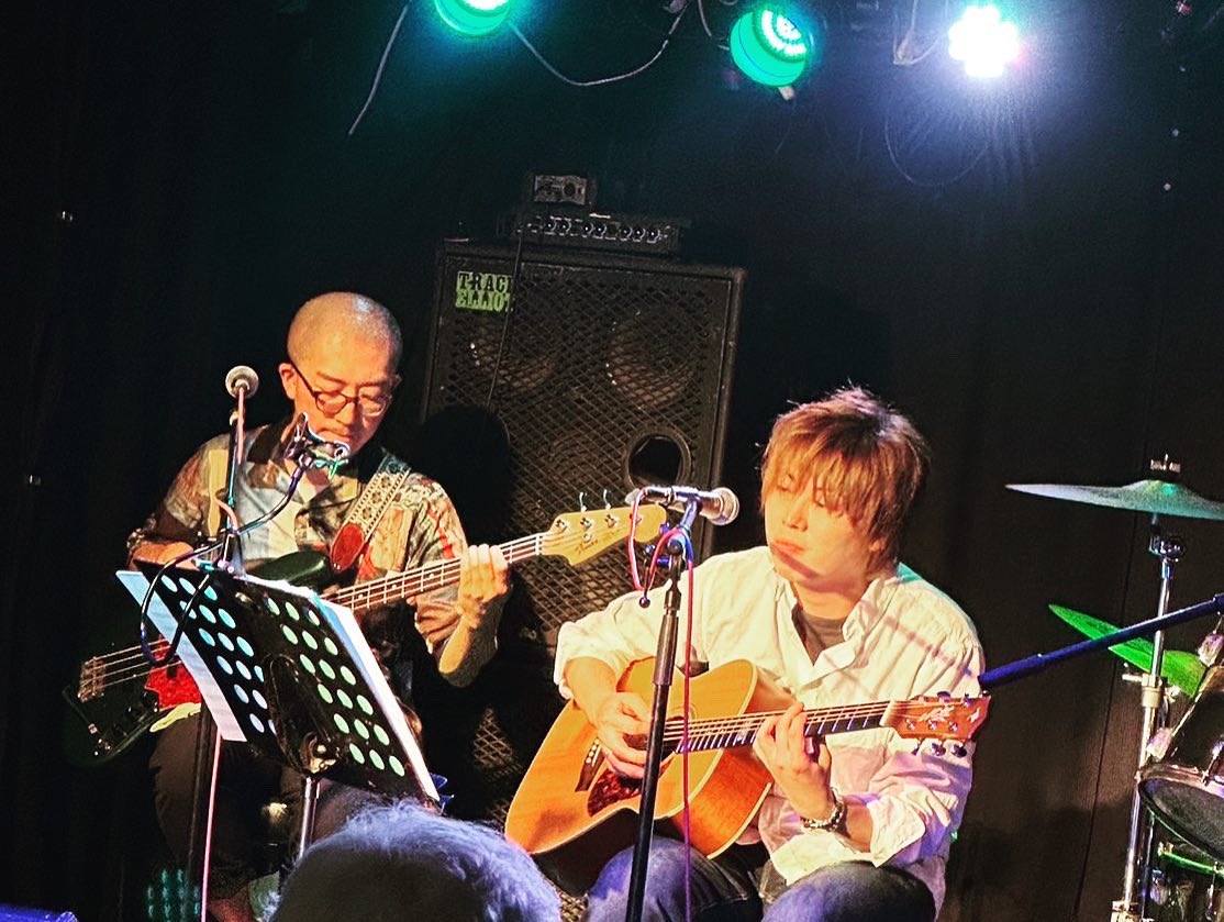junjunpab's tweet photo. 9月16日、peppermintで6年？7年？ぶりのライブ、本当に楽しかった♪

満員御礼のお客さん、ありがとうございました！久しぶりにお会いできた方も多く、本当に嬉しかった！

次のライブが企画されつつあります。ぜひ、またライブでお会いしましょう☆ https://t.co/jFnkF81Vh1