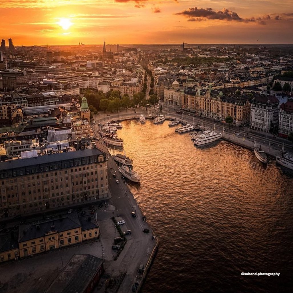 visiteurope's tweet photo. Ever heard of the other Venices of the world? These towns and cities are often called the Venices of the North because of their canals and waterways. Here are a few of the most popular ones:
☑️Annecy🇫🇷
☑️Copenhagen🇩🇰
✅Stockholm🇸🇪
Have you visited any of them? #CreativelyCurious https://t.co/DU8b43sZwU