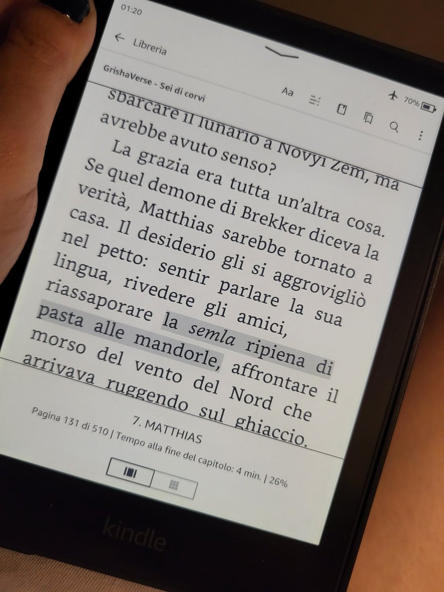 la_daze's tweet image. Quando nel libro che stai leggendo con le ragazze di @ReadersBe trovi il tuo dolce preferito - mangiato a Copenhagen in versione vegan 🍃🐮 e sorridi