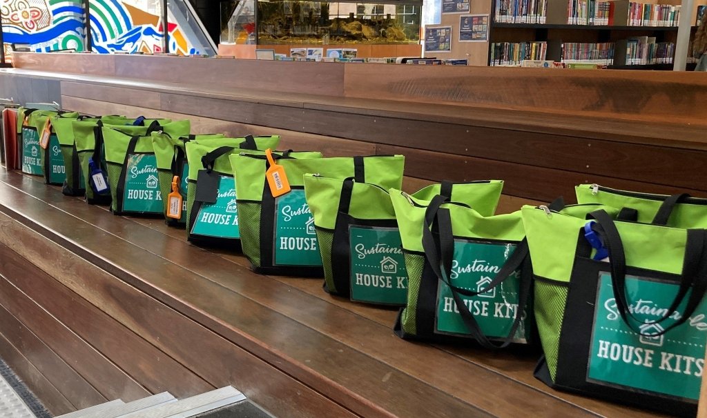 lizmcgettigan's tweet photo. Here's how Goldfields Libraries are helping with their sustainable House Kits in high demand. #sustainability #libraries
https://t.co/FJA3vnBueB https://t.co/3huFqQif0N