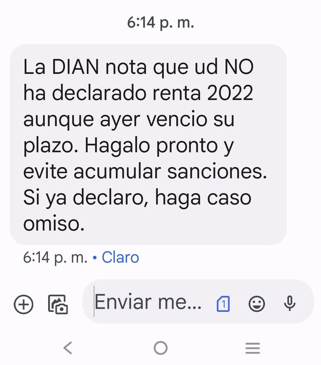 CathCastro7's tweet photo. Señores de la @DIANColombia  éste tipo de mensajes son enviados por ustedes? #DIAN  #declaracionderenta alguien que me asesore 😭 https://t.co/3VVCUiyGCh