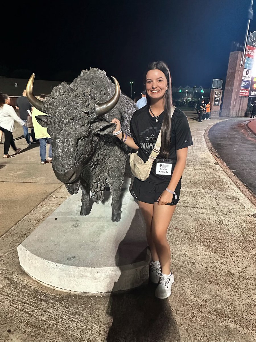 <a href="/LynleeKennedy25/">Lynlee Kennedy</a> on a visit to Harding University. Congrats Lynlee!