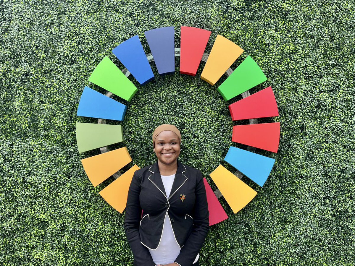 UNICEFTanzania's tweet photo. Young voices matter🗣️
🇹🇿Youth Advocates @MadinaJubilate &amp; @MsokaEmmanuel joined other advocates to meet @UNICEF Deputy Executive Director Kitty van der Heijden. The participants shared their experiences on the outstanding work they are doing to advance UNICEF’s advocacy!
#UNGA https://t.co/wZHkReyfMk