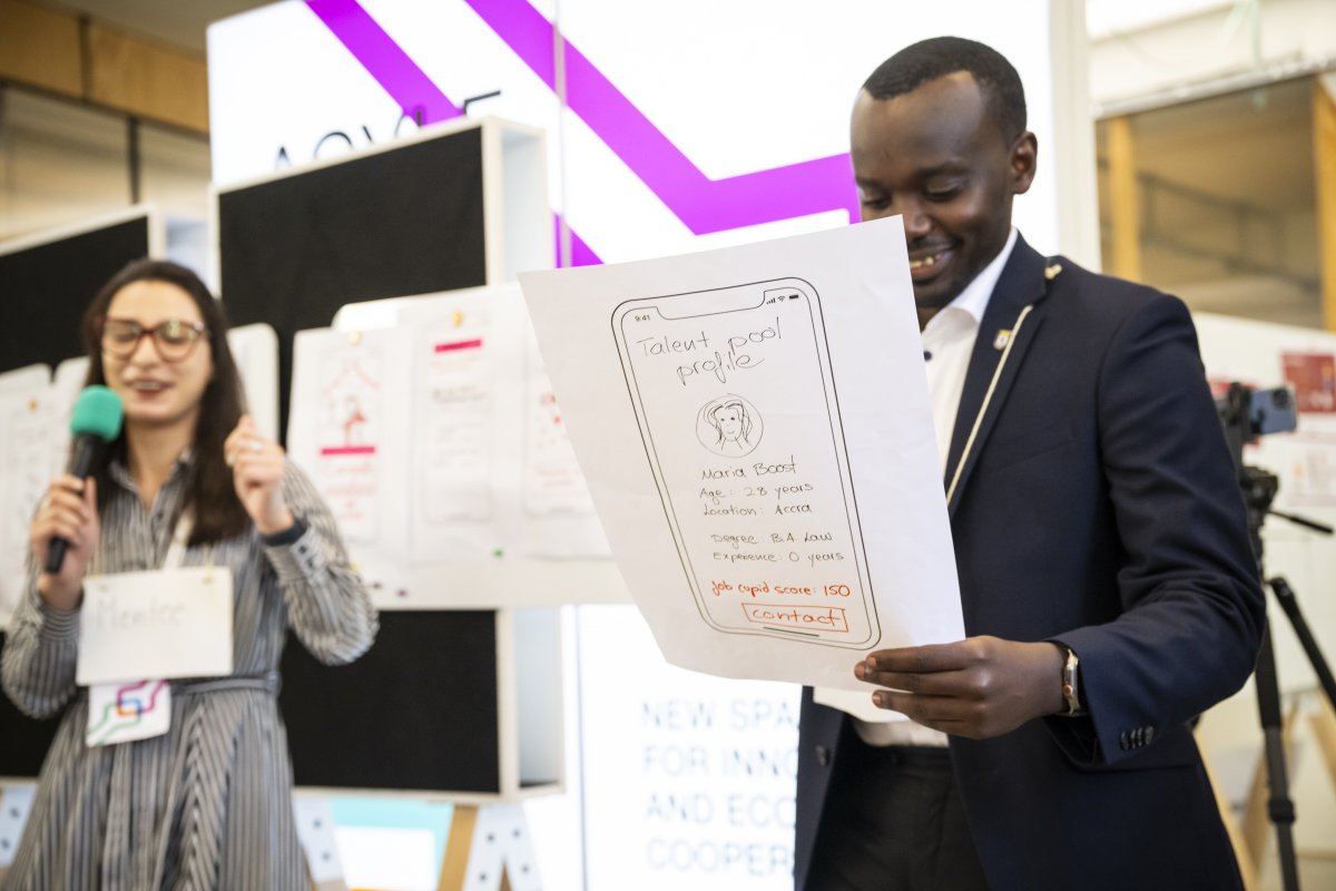 Land_of_Ideas's tweet photo. What remains from #AGYLELiveWeek23? A long-term network of young leaders from #Africa &amp; Germany and very concrete business ideas in the context of digital transformation! Watch the pitches of our #AGYLE40under40 here as videos 👉 https://t.co/9QpooxZQxt @AgenturWirtEnt @giz_gmbh https://t.co/r5diKwHzwl
