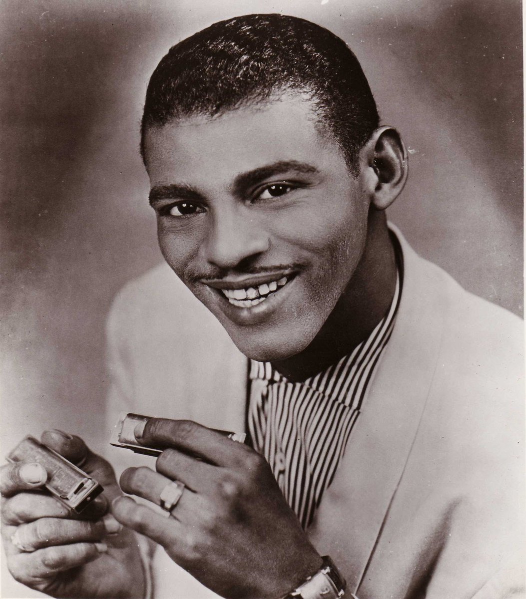 Little Walter-Sad Hours 
youtu.be/5xj7gwFOvcM?si… 

#Blues #harmonica #virtuoso #chessrecords #theaces