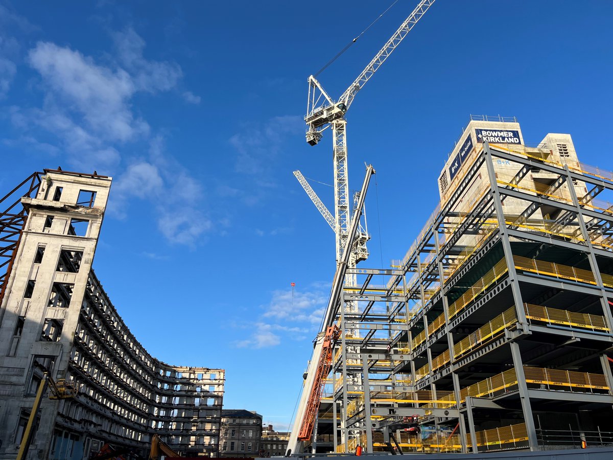 DevConsensus's tweet image. Member news @AYUKViews:  A second tower crane has arrived at #Newcastle's HMRC Pilgrim’s Quarter project, arguably one of the largest single occupancy projects in the city centre.

The centre will house approximately 9,000 HMRC staff.

#Comprop #moreandbetterjobs