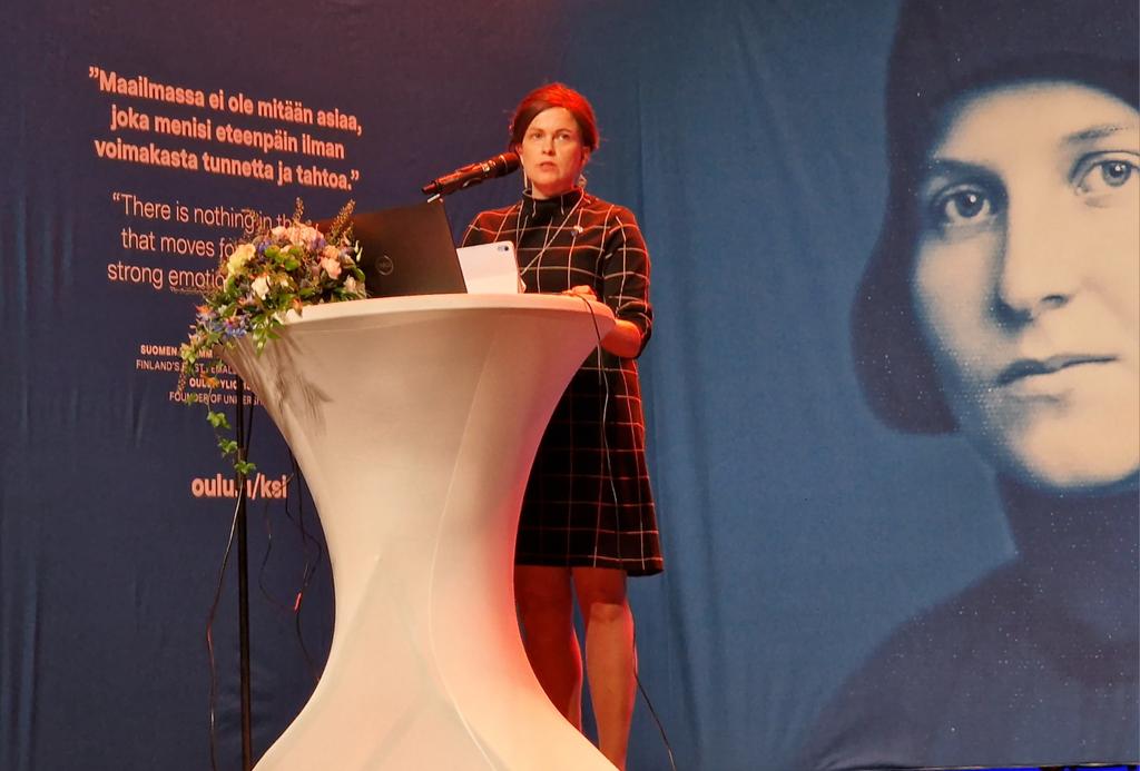 Puhtaan energian vetytavoite on tärkeä vihreän siirtymän toteuttamisessa. Investointeja varmistettava. <a href="/marileenat/">Mari-Leena Talvitie</a>
#kerttusaalastiseminaari <a href="/UniOulu/">University of Oulu</a> <a href="/UniOuluKSI/">Kerttu Saalasti Institute, University of Oulu</a> #kerttusaalastisäätiö #cityofraahe #raahenseudunkehitys #Brahe #Siikajoki #Pyhäjoki