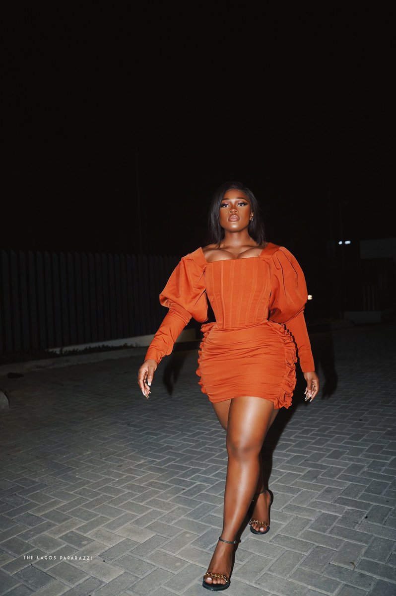 Official_CeeC's tweet photo. Good Morning SPARTANS⚔️⚔️‼️
It’s a new week with the same Goal‼️
2 more weeks till we crown Ceec The winner of BBNAllStars‼️
Gather your IUCs‼️
Dm your Country Reps ‼️
Be careful of who you send your IUCs to‼️
Dm the official handle on how you can help keep Ceec in the game and win the money.

We Go Again ✊🏾✊🏾
IUCS FOR CEEC
KING CEEC IS COMING
#CeecX120M
#BBNaijaAllStars