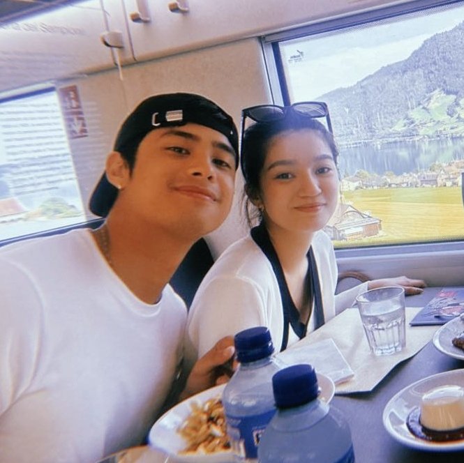 btsndb_twt's tweet photo. twinsies coming through 👩🏼‍🤝‍👨🏽 #donbelle https://t.co/CUguslH5sN