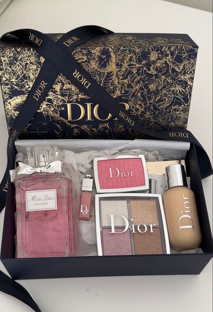 Dior box