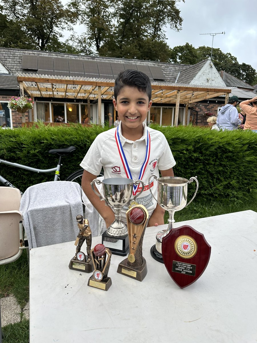 Tayyab Akhlaq (@tayyabakhlaq) on Twitter photo What a great season with plenty of team and personal awards! Well done <a href="/WhalleyRangeCC/">Whalley Range CC</a> and Salman! What a great season with plenty of team and personal awards! Well done <a href="/WhalleyRangeCC/">Whalley Range CC</a> and Salman!