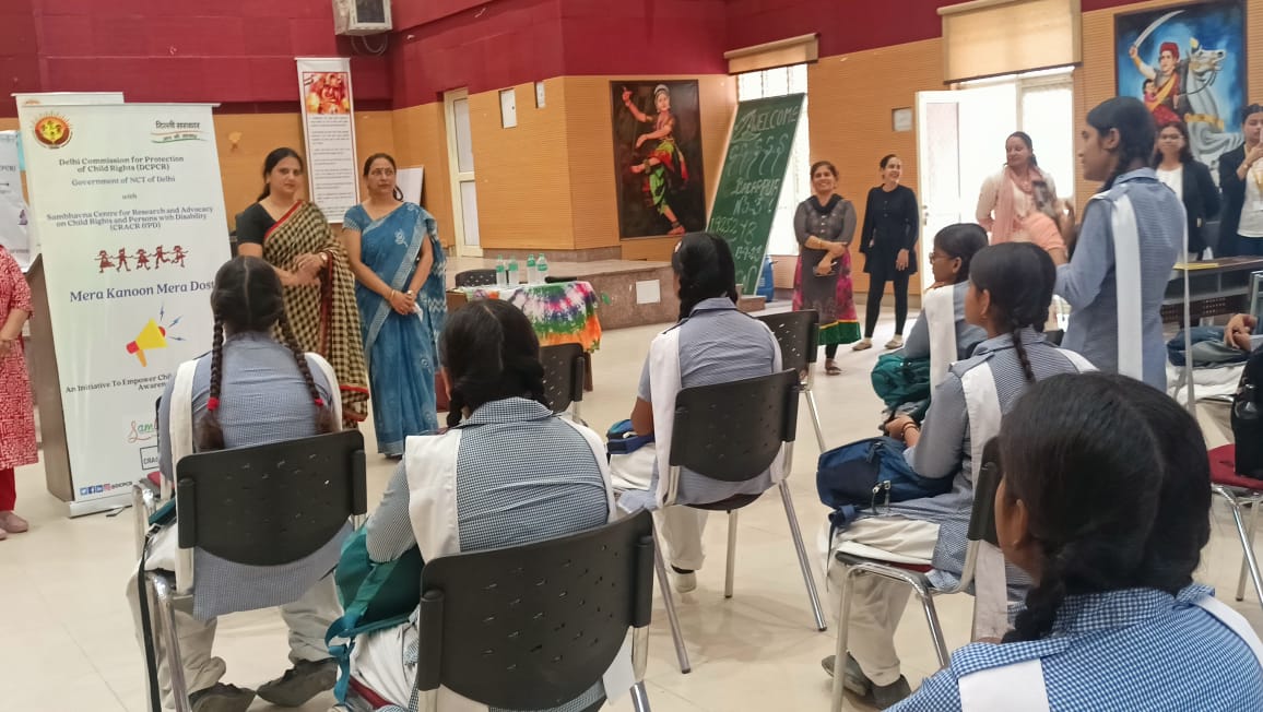 DCPCR's tweet photo. DCPCR led initiative #MeraKanoonMeraDost with @PdCracr spreads legal awareness like a friend at 
GGSSS, No.3, Badarpur, empowering our young minds with the knowledge of legal rights and foster awareness  in building a safer environment for themselves and their peers 🧵1/n https://t.co/8AdymKjd1l