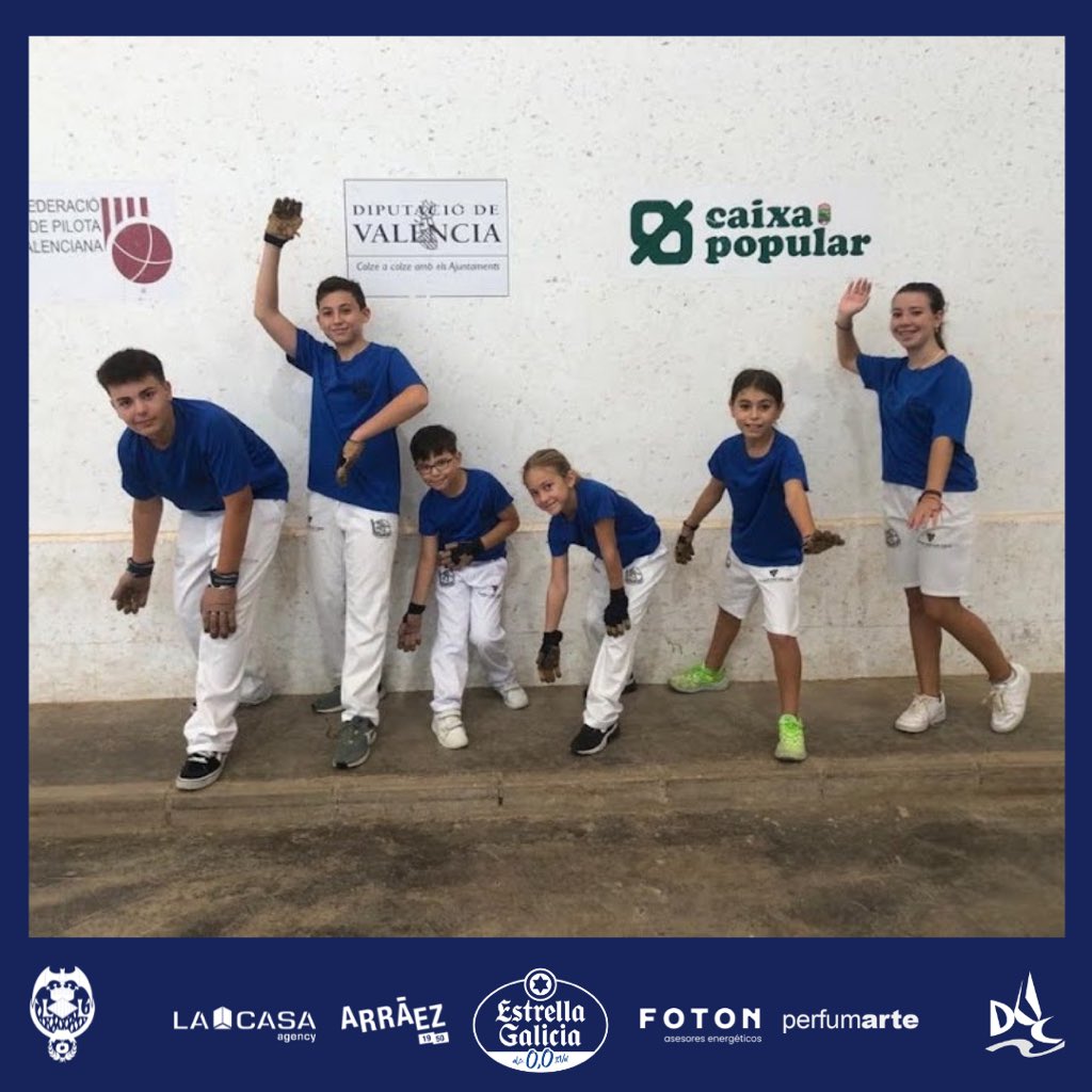 duquedegaeta's tweet photo. 💙 Nuestro equipo infantil de #PilotaValenciana empezó ayer la temporada 💪🏽
#Falles24 #FalladelDUC https://t.co/z4icyi0qhq