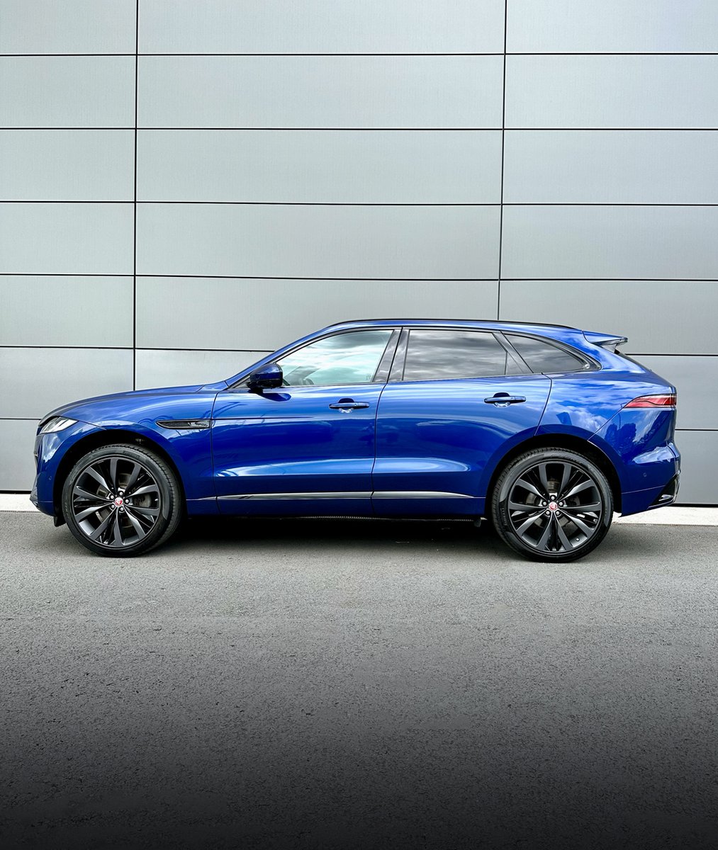 KentdaleJaguar's tweet image. F-PACE D300 R-Dynamic HSE in the stunning Bluefire Metallic finish with a luxurious Ebony Leather interior.

We offer home delivery and personalised video tours.

Explore - tinyurl.com/6x7fhtzr

#jaguar #fpace #JaguarFPACE #LuxuryCars