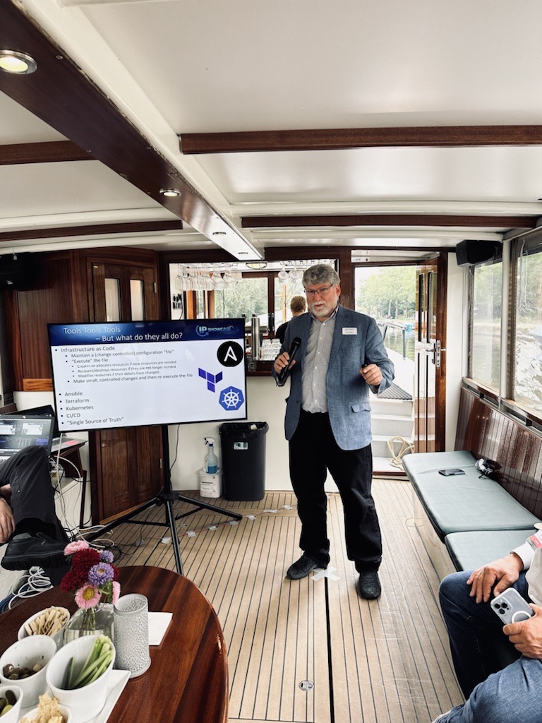 Imagine_Comms's tweet image. 🌊 Ahoy, fellow tech adventurers!  
Thank you to those who joined John Mailhot yesterday at the @AIMSAlliance #IPShowcase on the Water.
🚤 Missed the boat? Replay the live stream (John's session starts at 2:47:15)
myimagine.tech/3Pl6E2I
#IPShowcase #IBC2023 #ImagineIBC2023